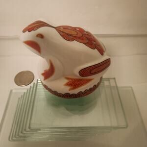 Vtg Sachet Diffuser Elizabeth Arden Frog Pomander Red White For Talcum or Scents